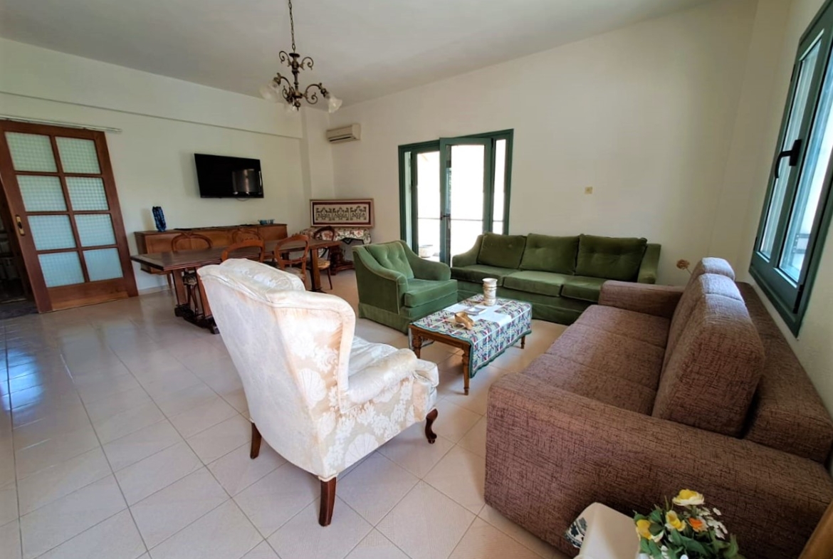 Listing photograph 11 of 29 of the house in Kalyves, published by Crete Island Real Estate.
