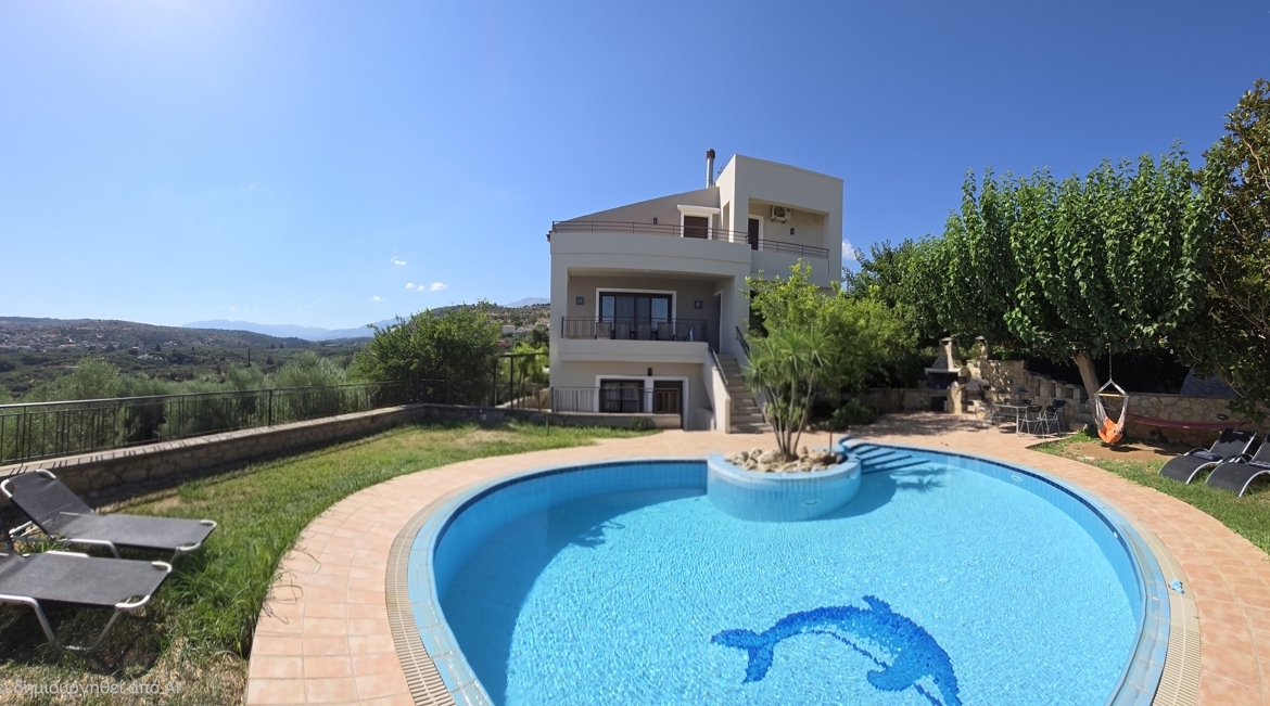 Listing photograph 8 of 50 of the house in Provarma, published by Crete Island Real Estate.