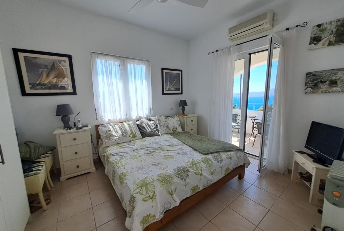 Listing photograph 34 of 47 of the house in Kokkino Chorio, published by Crete Island Real Estate.