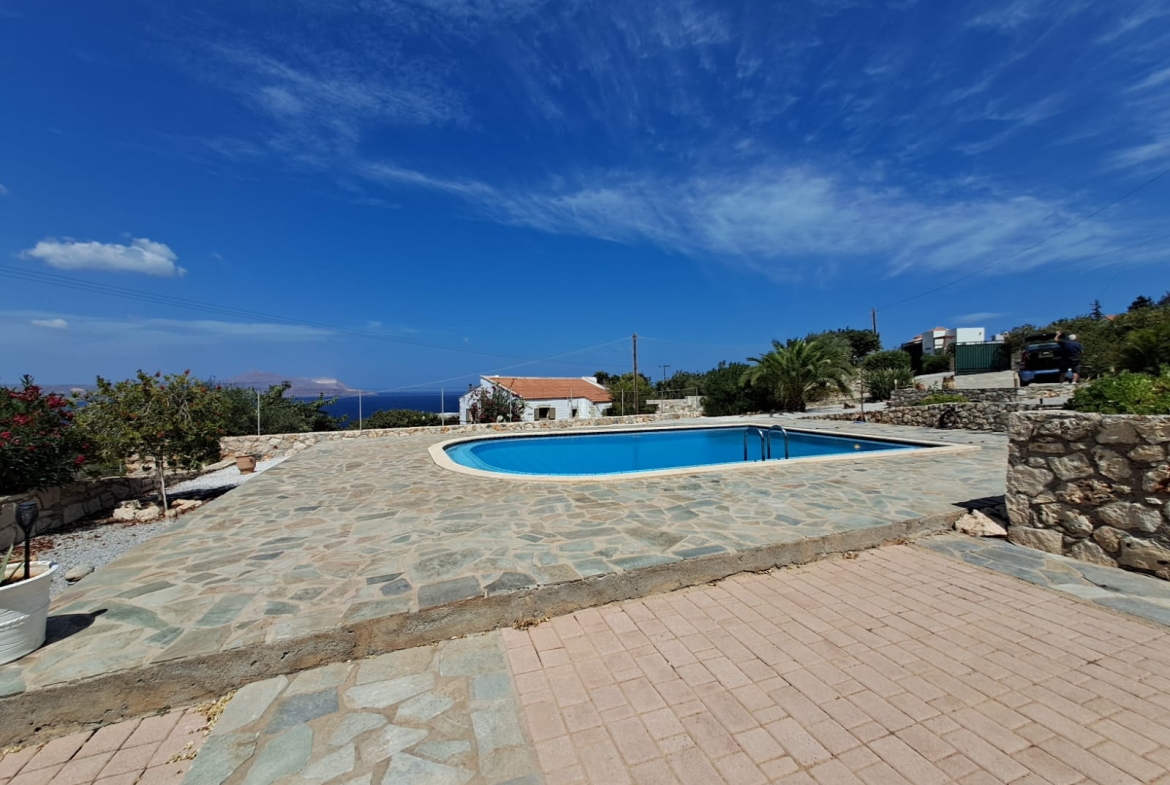 Listing photograph 11 of 47 of the house in Kokkino Chorio, published by Crete Island Real Estate.
