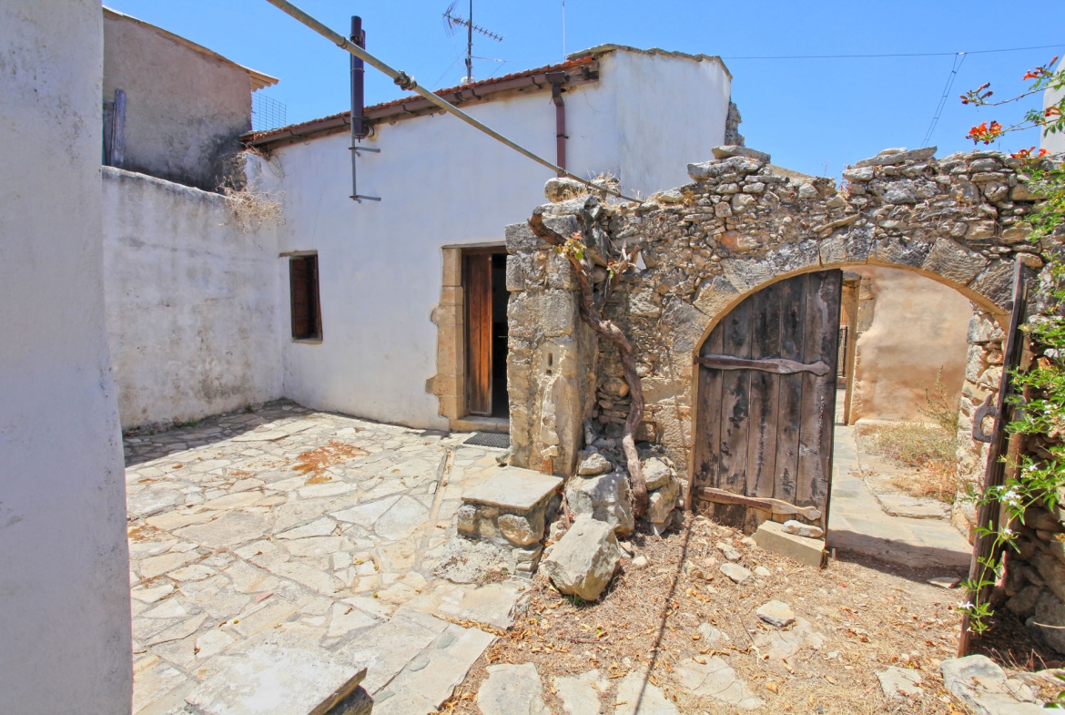 21 studio1 and main entrance