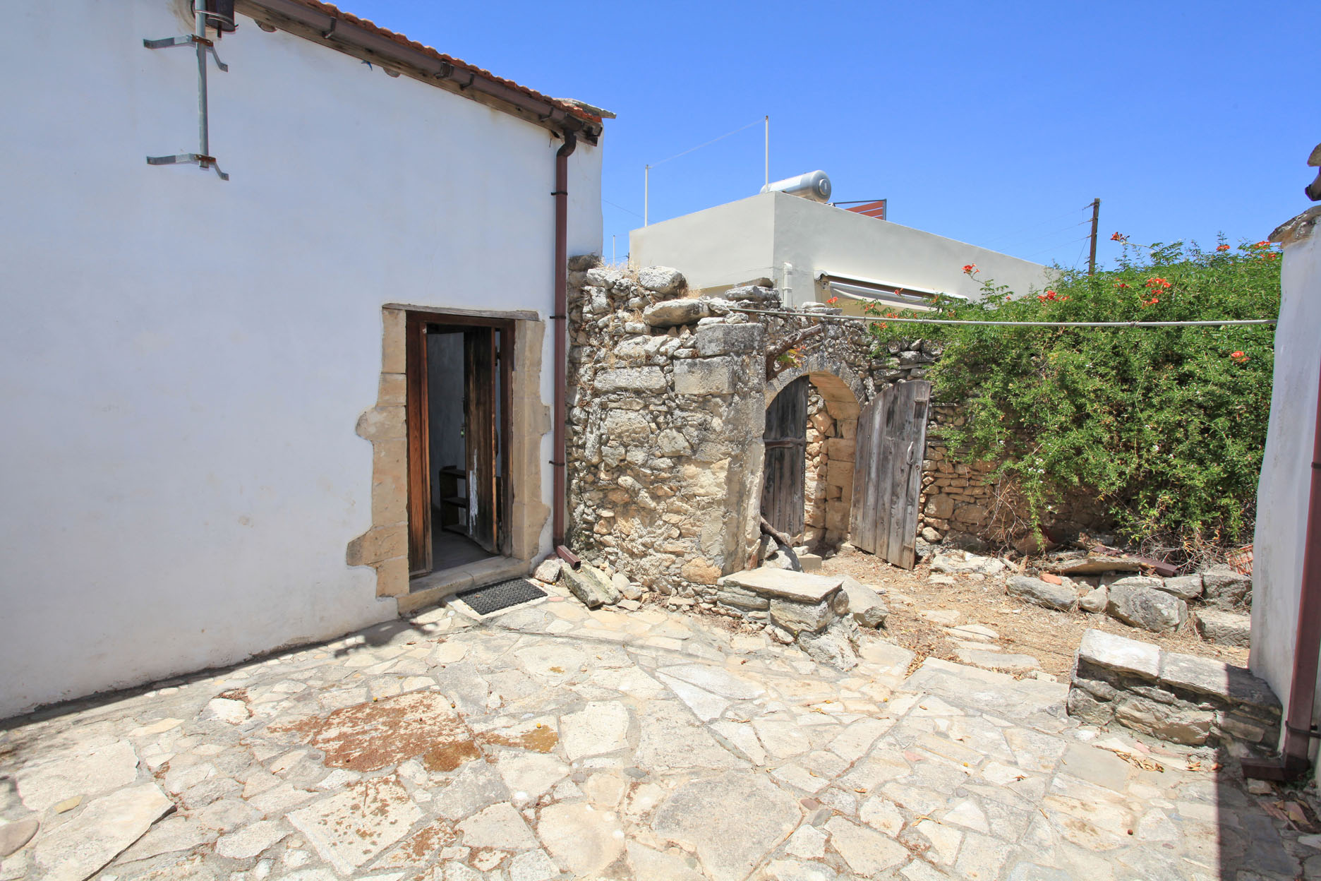 22 studio1 and main entrance2