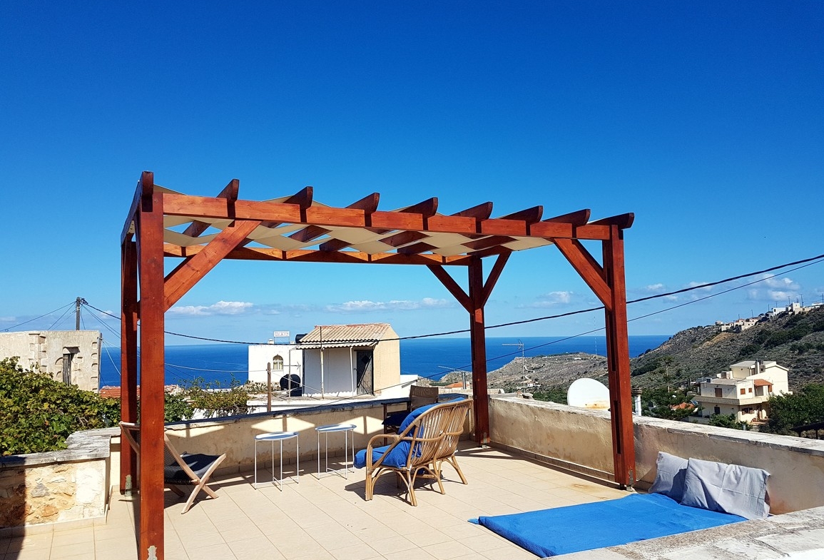 205 upper terrace pergola
