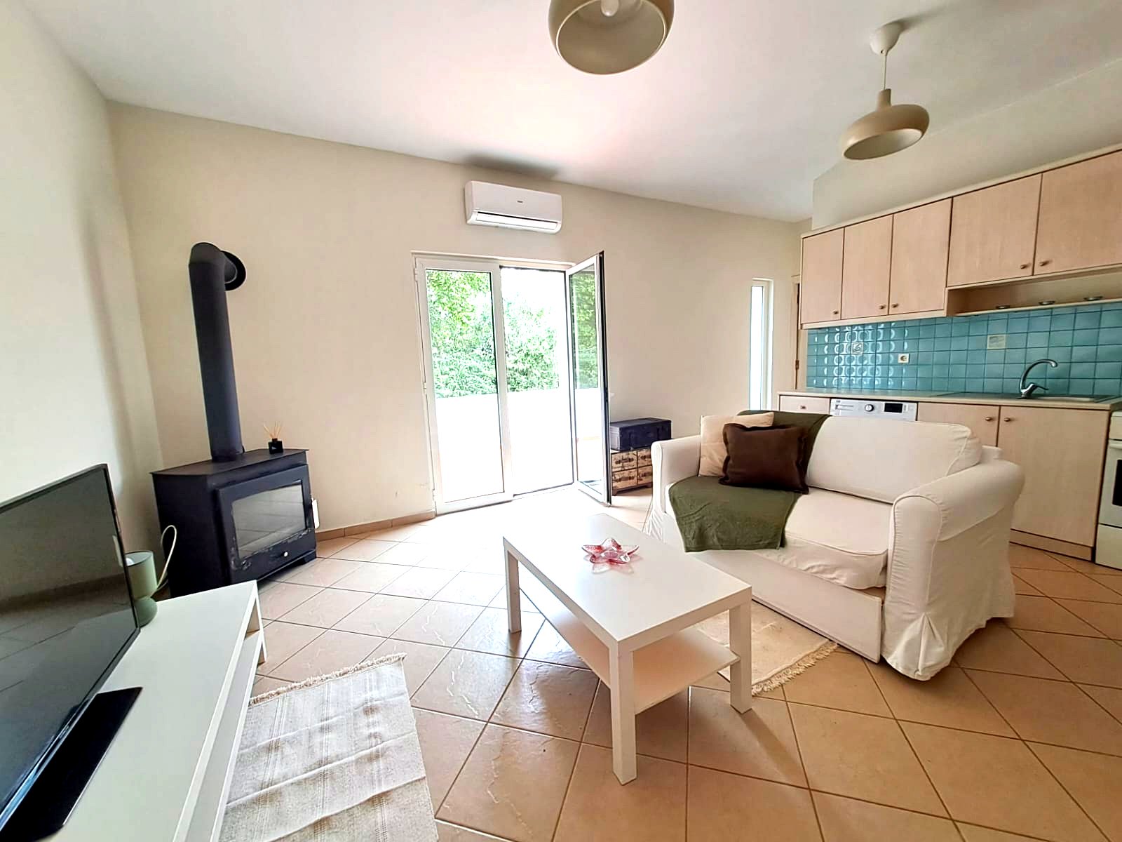 16 living room 2