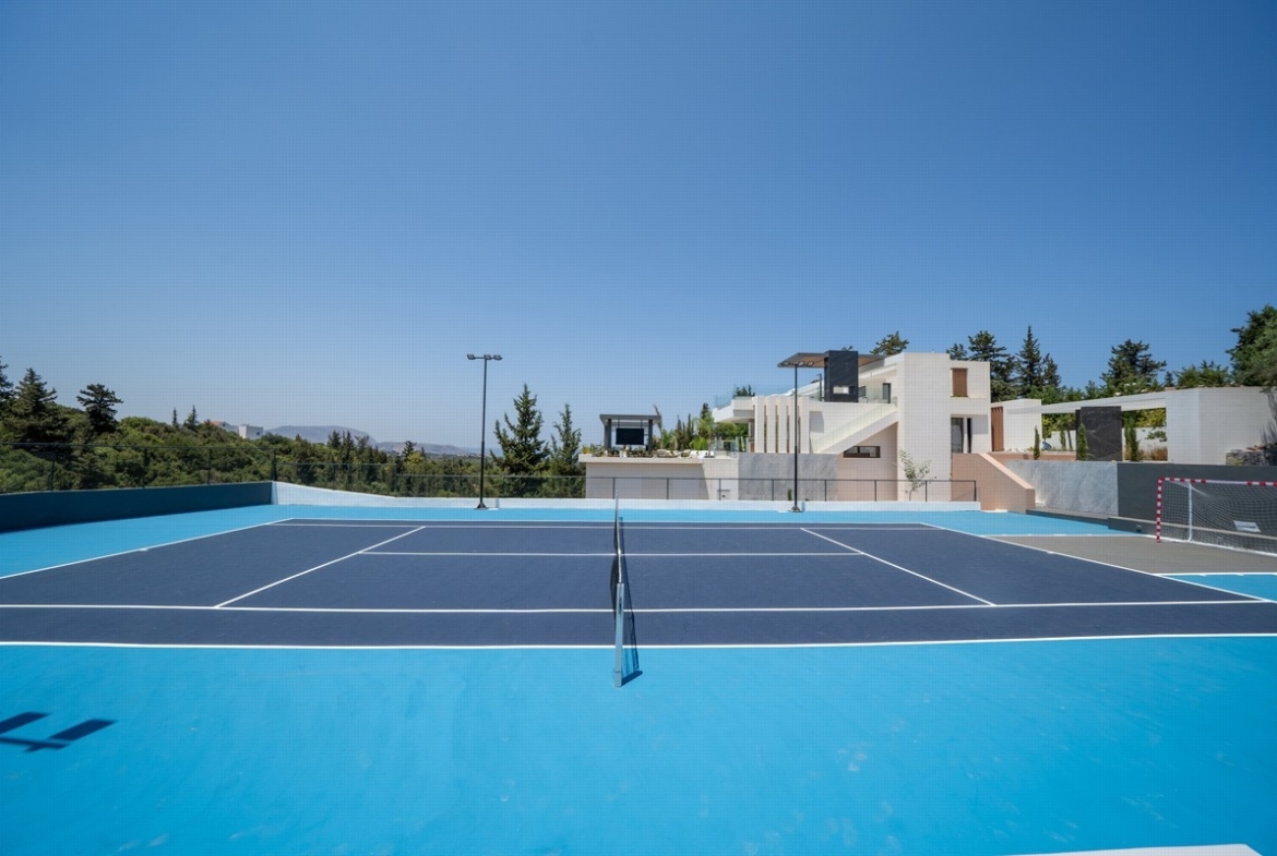 Listing photograph 20 of 23 of the house in Almyrida, published by Crete Island Real Estate.