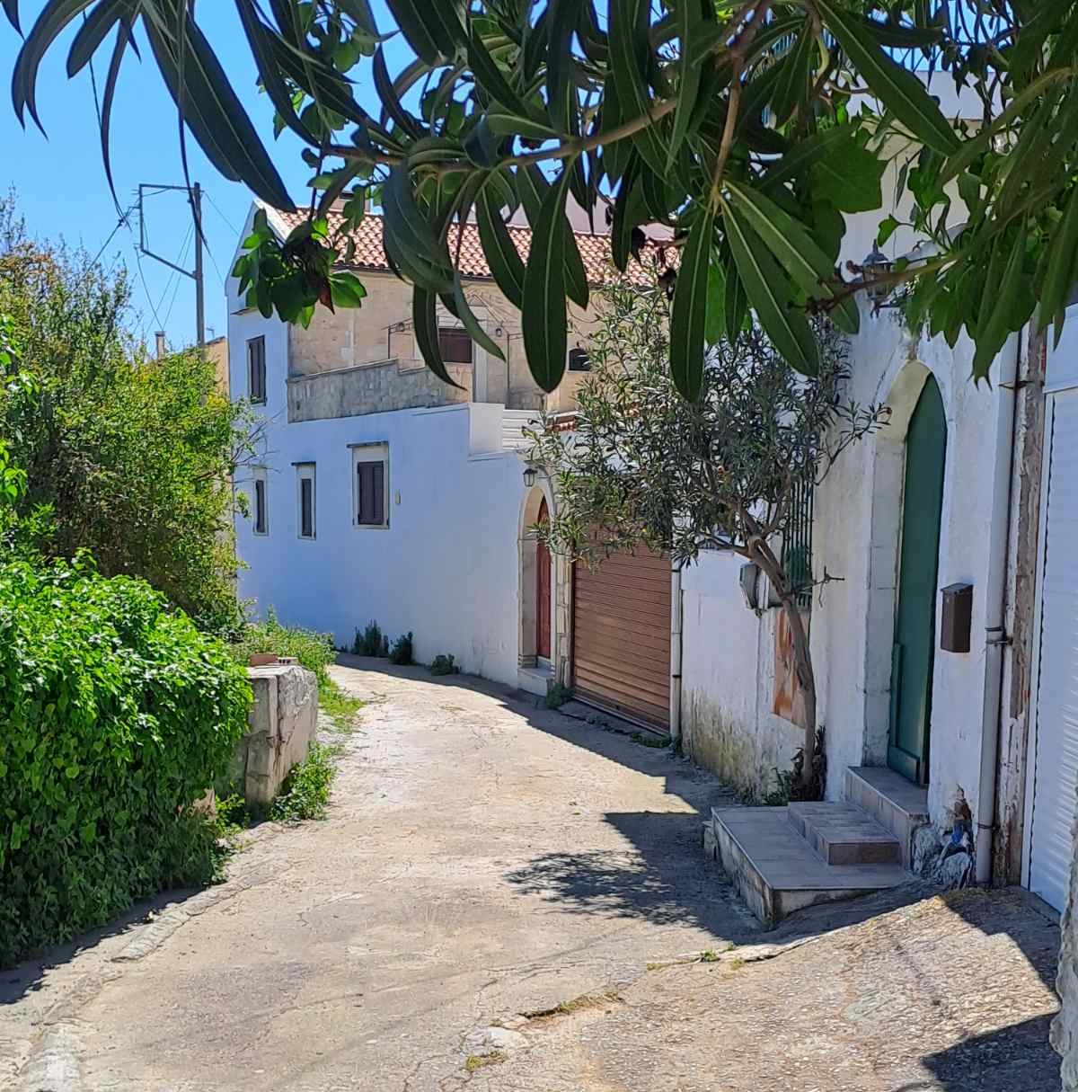 the access street 1