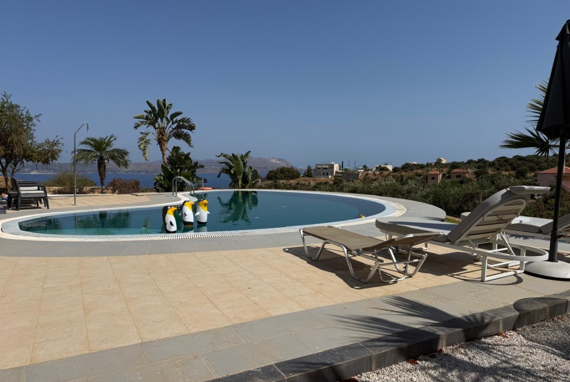 Listing photograph 30 of 31 of the house in Kambia, Apokoronas, published by Crete Island Real Estate.
