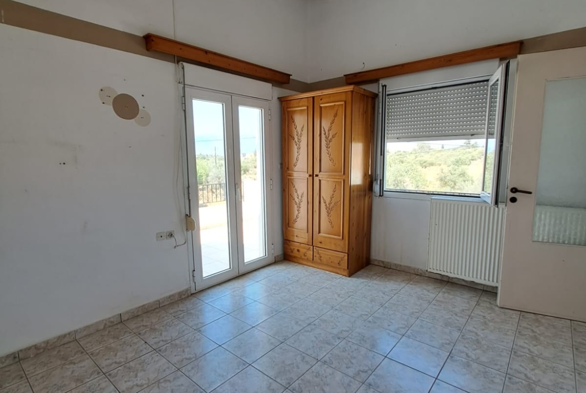 Listing photograph 24 of 33 of the house in Drapanos, published by Crete Island Real Estate.