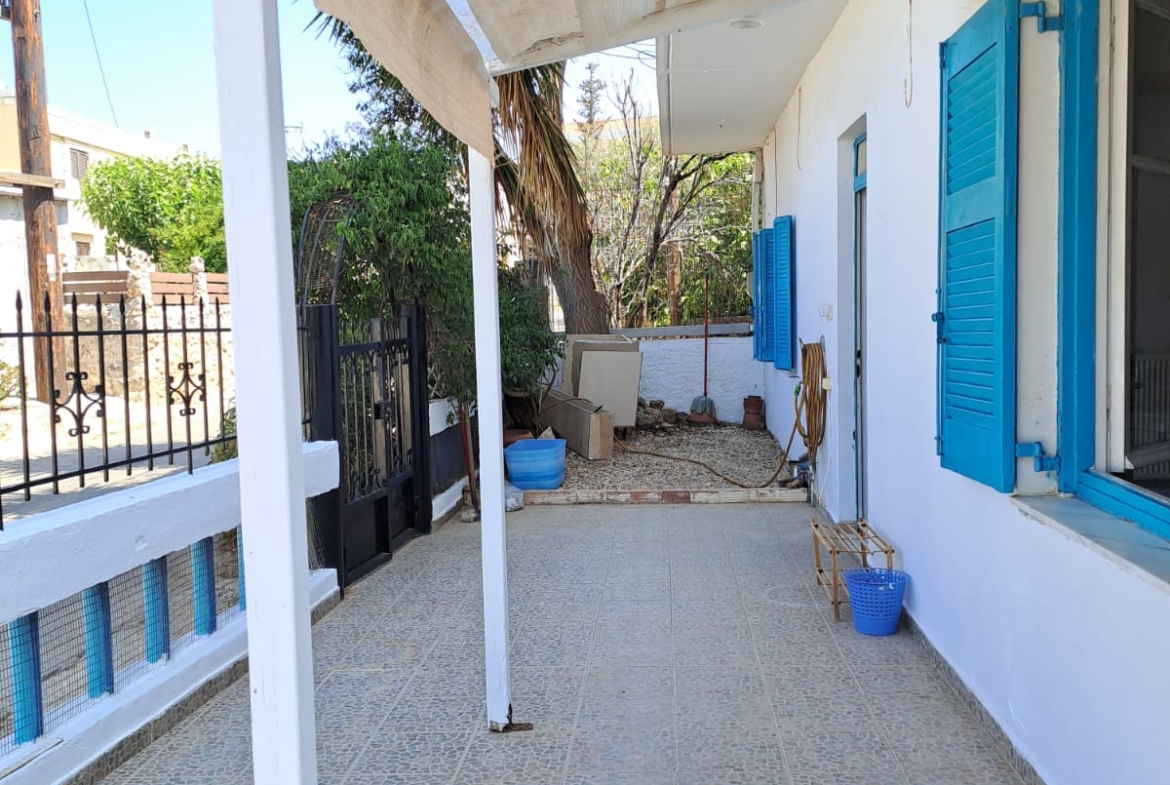 Listing photograph 3 of 33 of the house in Drapanos, published by Crete Island Real Estate.