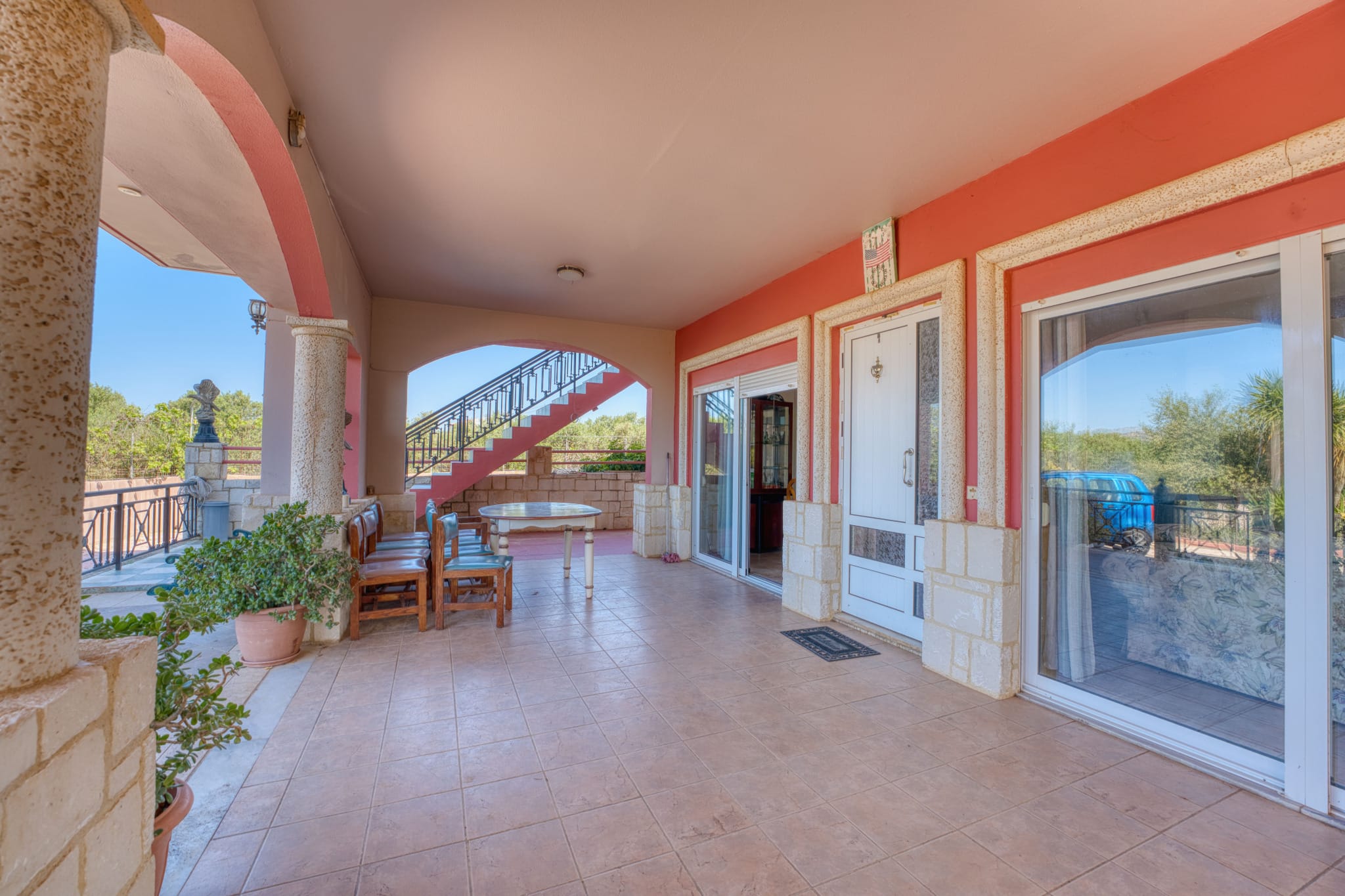 cam04589 hdr