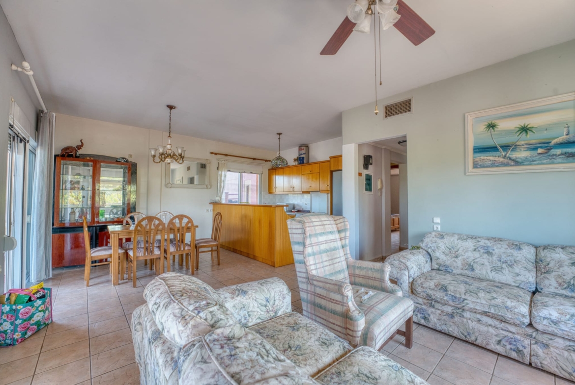 cam04599 hdr
