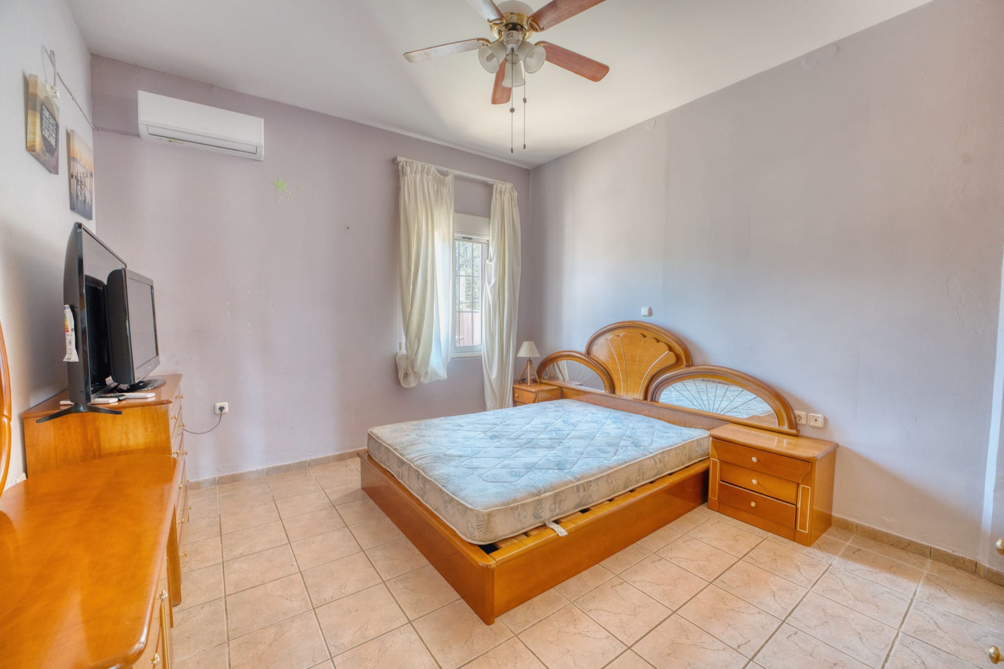 cam04624 hdr