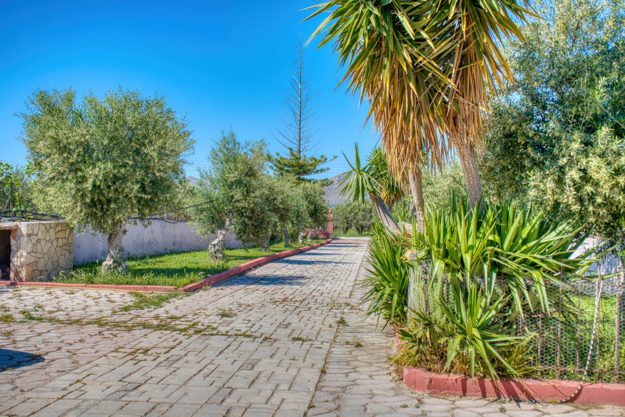 cam04644 hdr