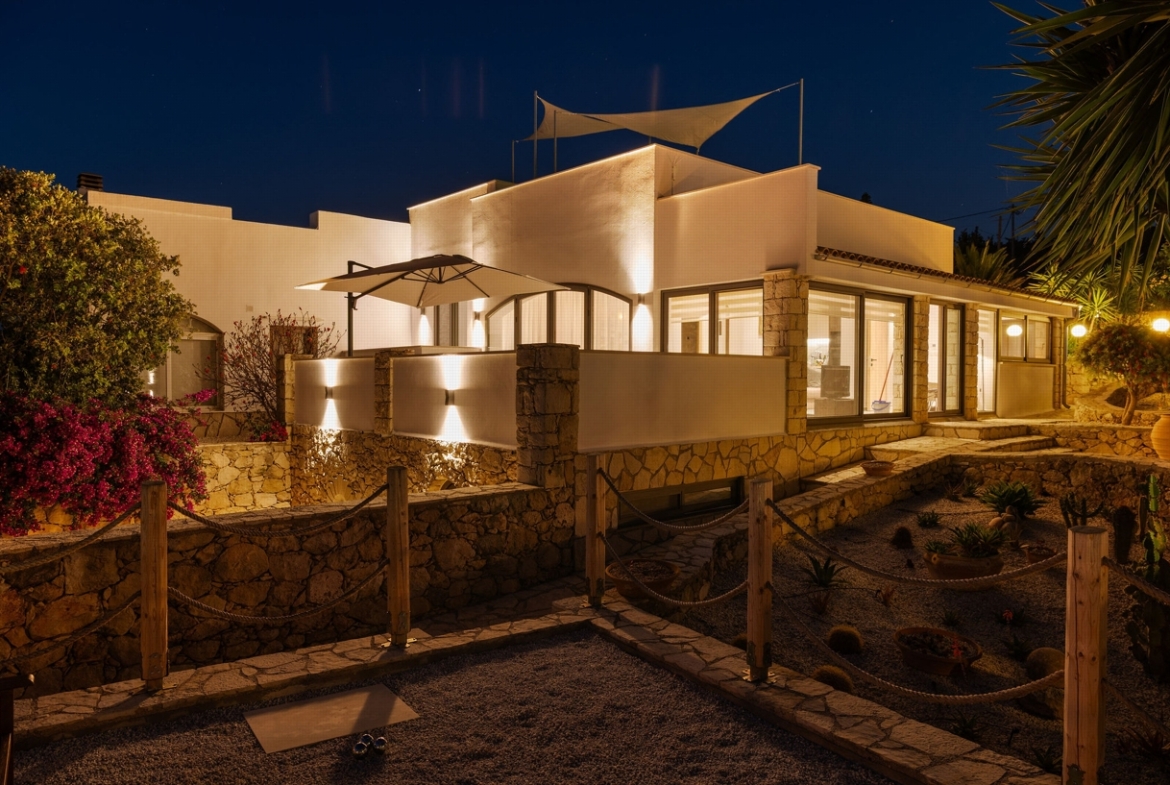 Listing photograph 23 of 50 of the house in Vamos, published by Crete Island Real Estate.